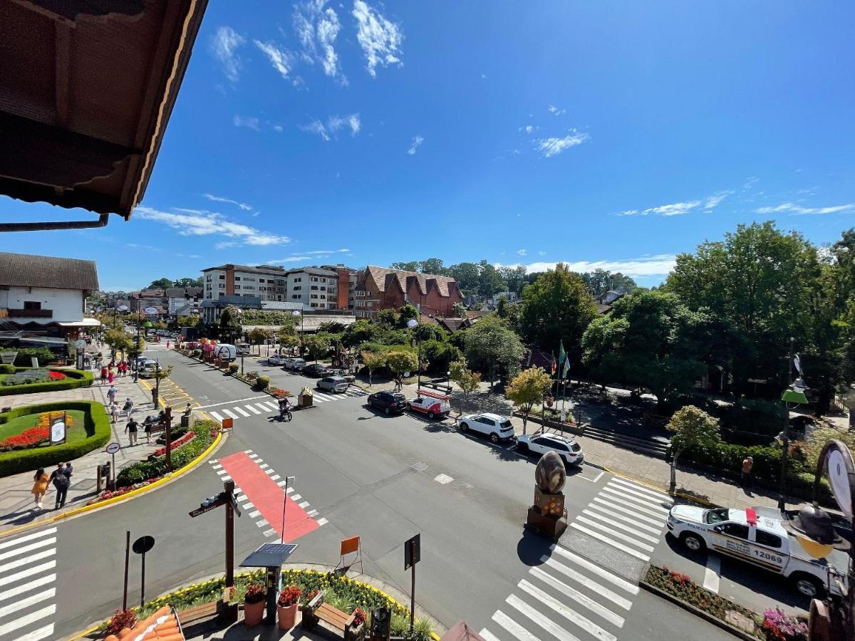 Apartamento Oppitz - No Coracao De Gramado Junto Da Rua Coberta Apartment Exterior photo